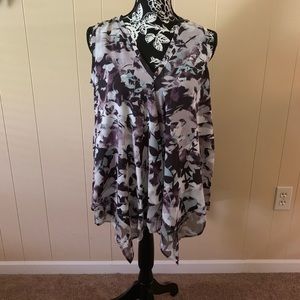 Simply Vera sleeveless tunic